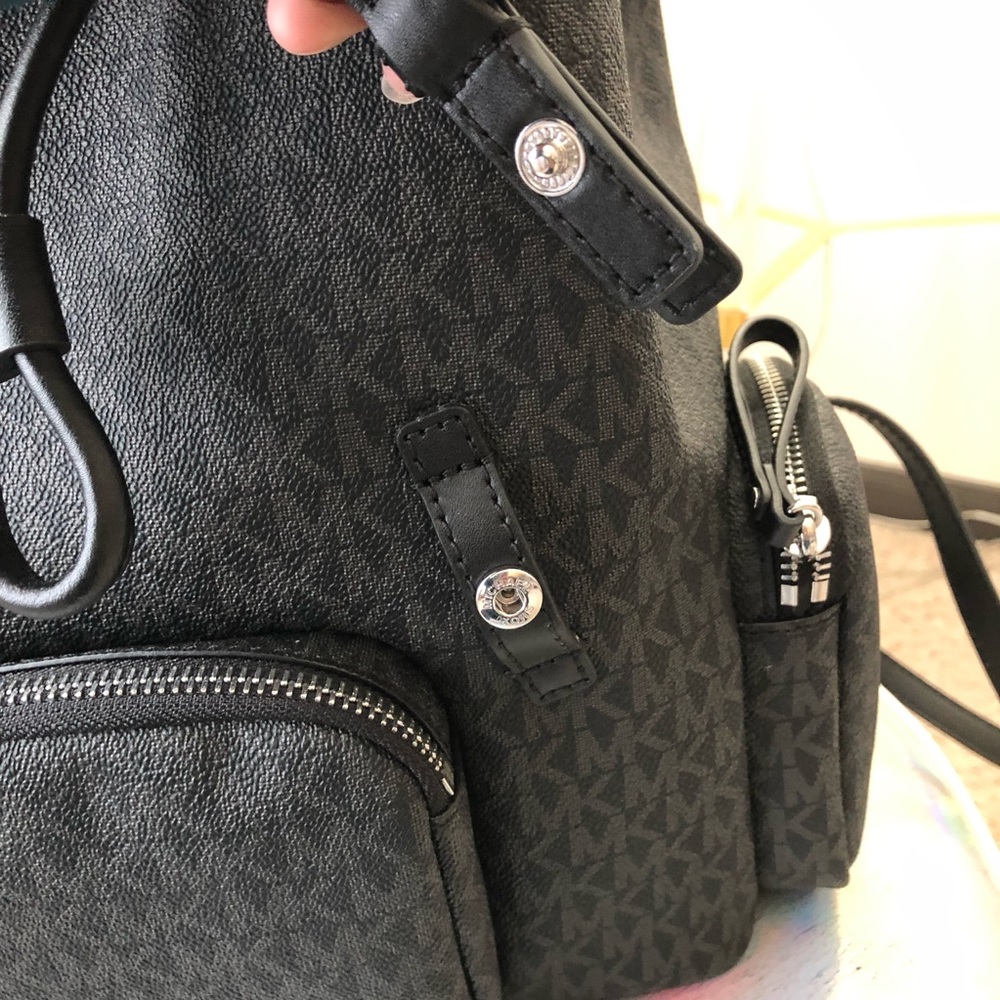 SOLD Michael Kors Abbey drawstring backpack - Picture 7 of 7